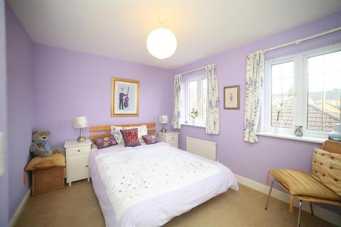 49 Arundel Close, Telford, TF3 2LX