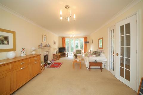 49 Arundel Close, Telford, TF3 2LX