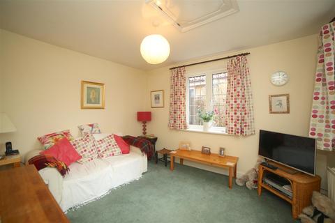 49 Arundel Close, Telford, TF3 2LX