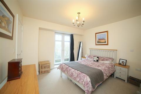 6 Mcdonagh Place, Lawley Bank, Telford, TF4 2RZ