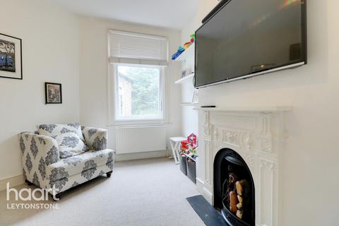 124 Brunswick Road, London, E10 6RS
