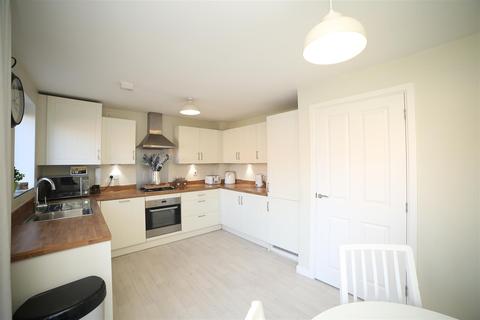 45 Booth Crescent, Telford, TF3 5HX