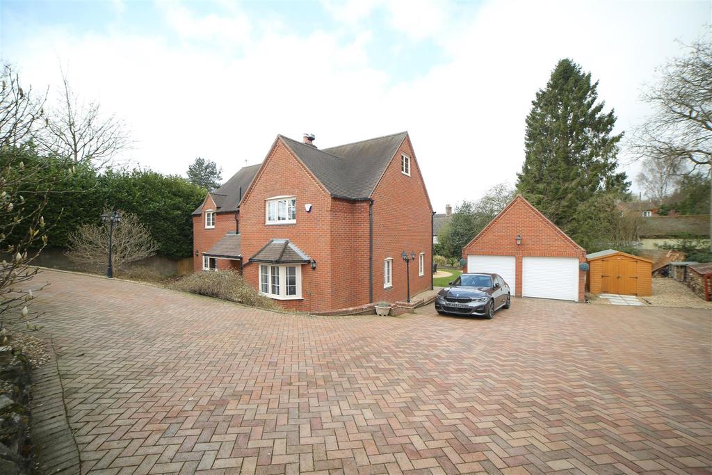 Spring Village, Telford, Shropshire, TF4 5 bed detached house £550,000
