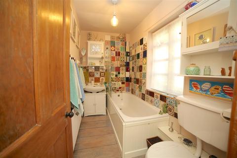 23 Darby Road, Coalbrookdale, Telford, TF8 7EL