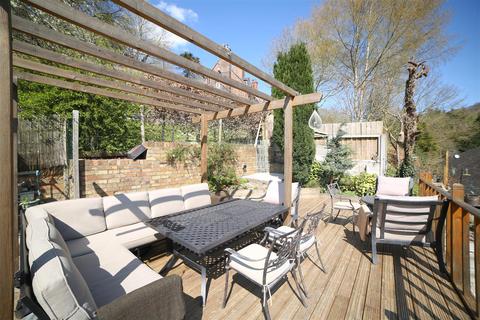 23 Darby Road, Coalbrookdale, Telford, TF8 7EL