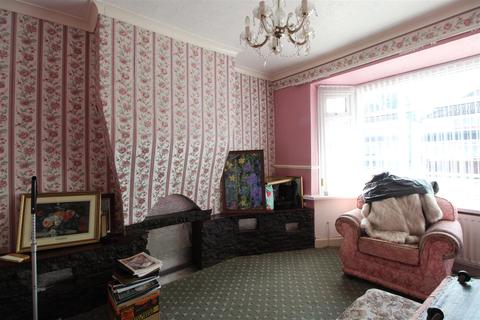 3 bedroom semi-detached house for sale - Ringwood Road, Bushbury, Wolverhampton, West Midlands, WV10