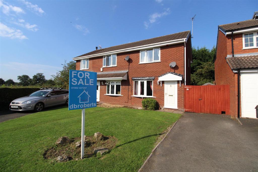 Penderell Close, Featherstone, Wolverhampton, Staffordshire, WV10 2 bed