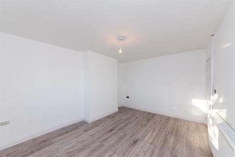 130 Old Fallings Lane, Wolverhampton, WV10 8BX