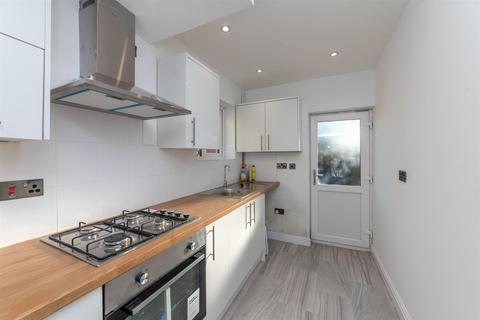 130 Old Fallings Lane, Wolverhampton, WV10 8BX