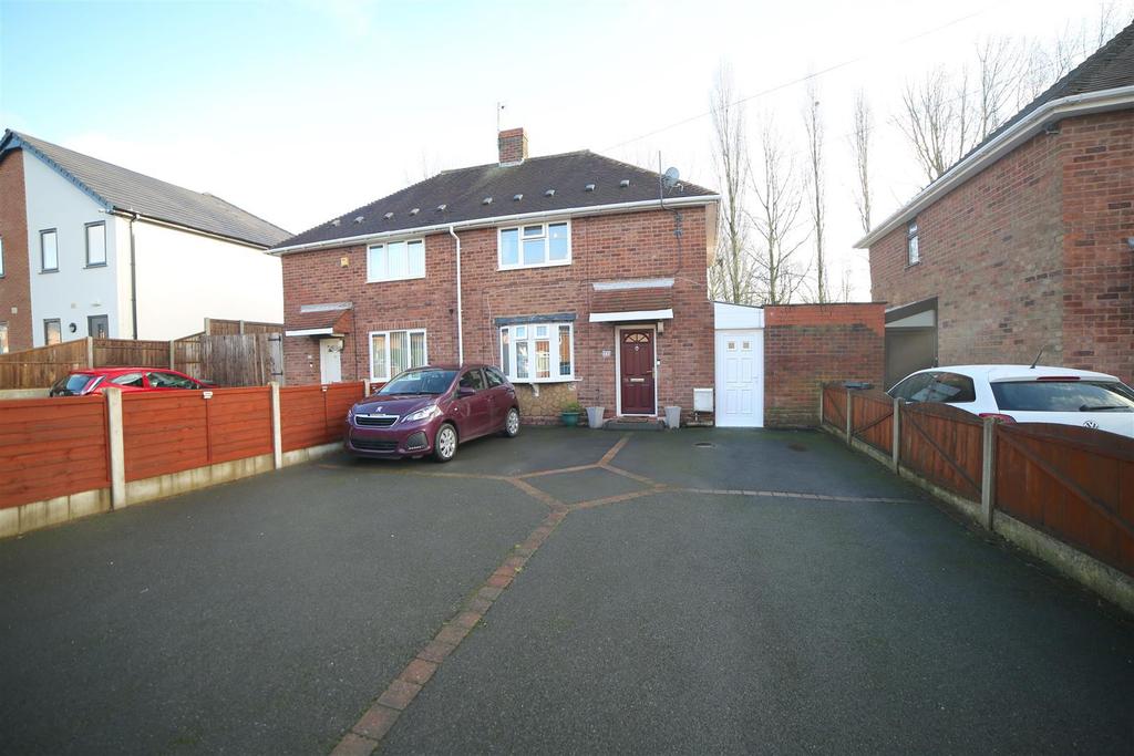 Barnard Road, Ashmore Park/Wednesfield, Wolverhampton, West Midlands, WV11 2 bed semidetached