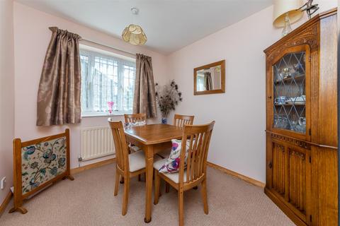 31 Leybourne Crescent, Wolverhampton, WV9 5QL