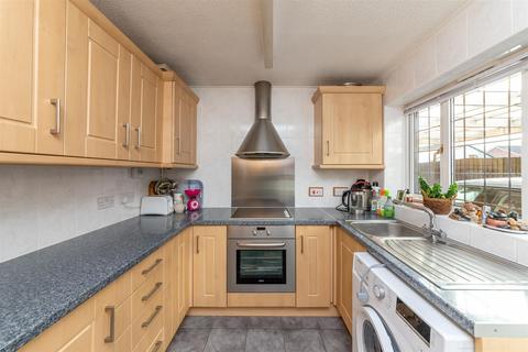 31 Leybourne Crescent, Wolverhampton, WV9 5QL