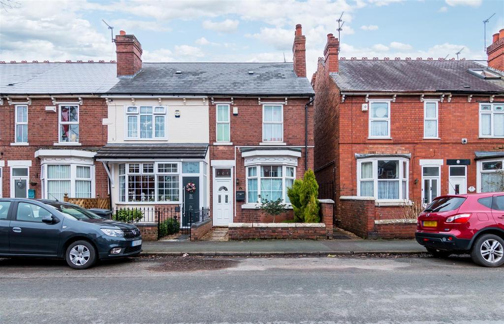 Victoria Road, Wednesfield... 2 bed terraced house £140,000