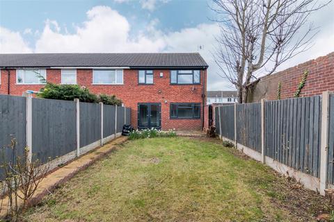 6 Chiltern Drive, Willenhall, WV13 3QL
