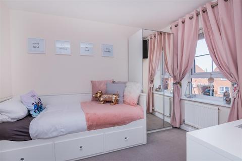 10 Goodwood Drive, Wolverhampton, WV10 6GH