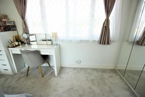 163 Woodbrook Road, London, SE2 0PB