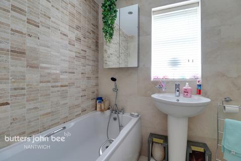 1 Birchall Close, Stapeley, Nantwich, CW5 7SQ
