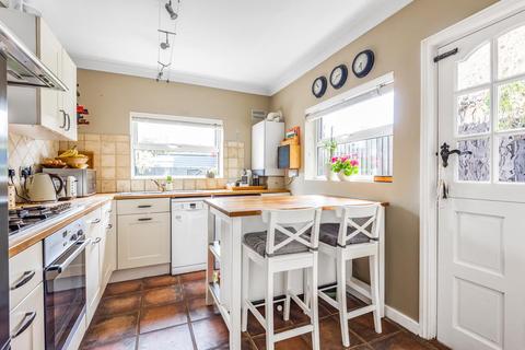 77 Albert Road, Bromley, BR2 9PT