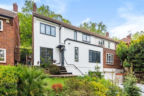 22 Madeira Avenue, Bromley, BR1 4AY