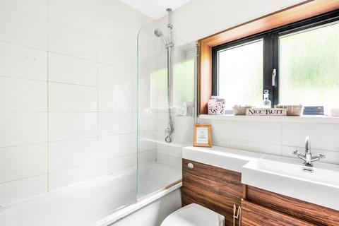 22 Madeira Avenue, Bromley, BR1 4AY