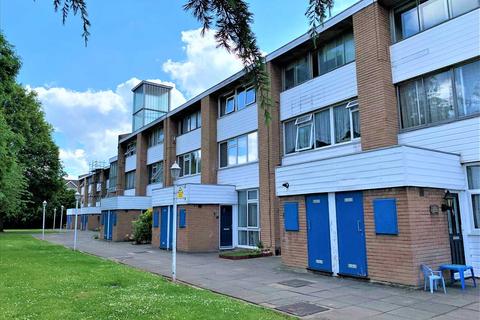 Flat 1, Kingswood House Farnham Road, Slough, SL2 1DA
