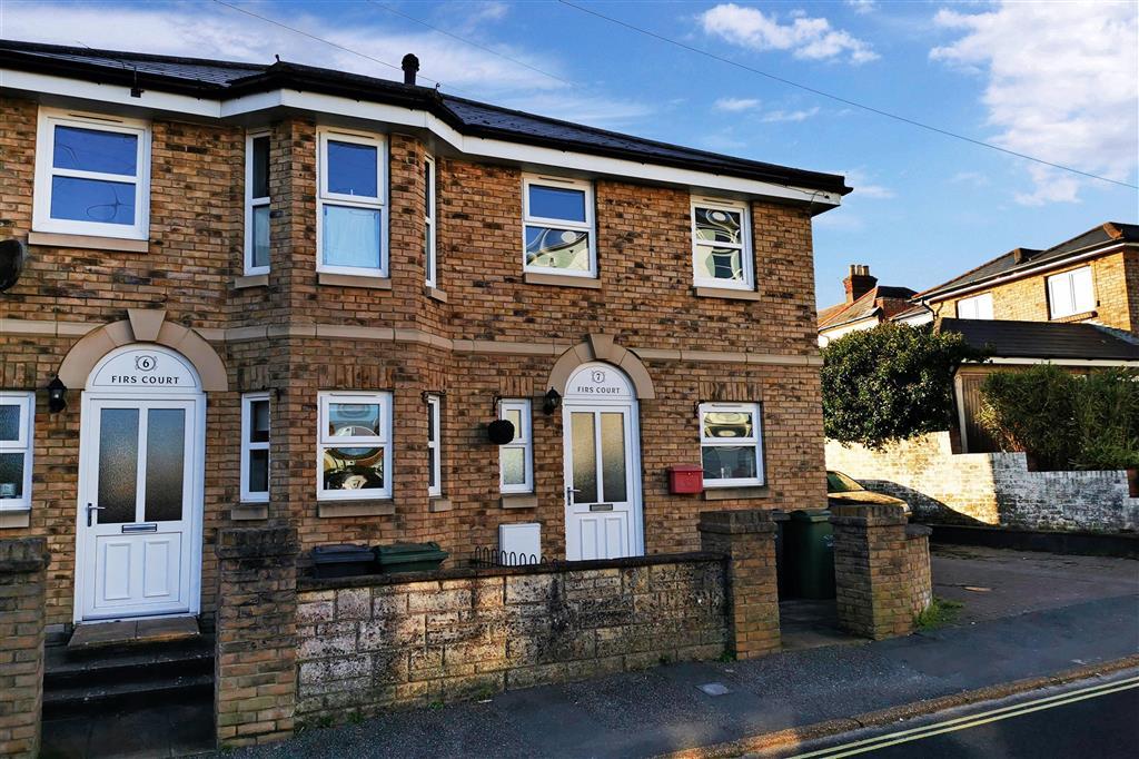 Fitzroy Street, Sandown, Isle of Wight 2 bed end of terrace house £