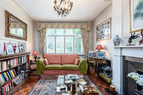 4 bedroom semi-detached house for sale - St Leonards Road, London
