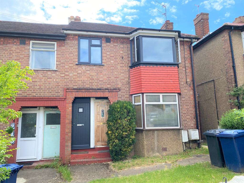 CARR ROAD, NORTHOLT, MIDDLESEX, UB5 4RJ 1 bed ground floor