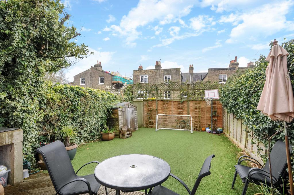 Ulysses Road, West Hampstead, London, NW6 5 bed house £5,200 pcm (£
