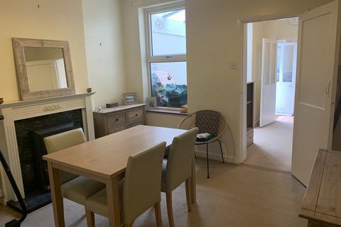 3 bedroom terraced house to rent, Gloucester Street, Norwich