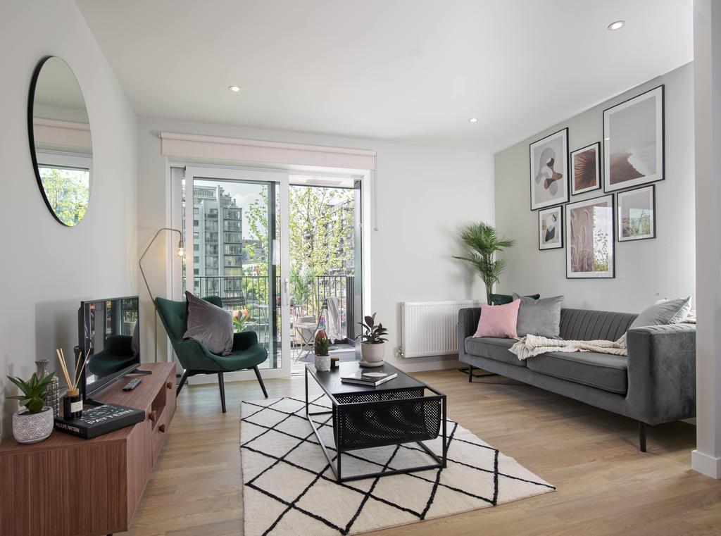 Windlass Apartments, Tottenham Hale, N17 1 bed flat £1,620 pcm (£374 pw)