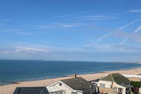 22 Bembridge Drive, Hayling Island, PO11 9LU