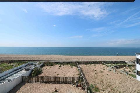 22 Bembridge Drive, Hayling Island, PO11 9LU