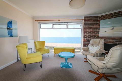 22 Bembridge Drive, Hayling Island, PO11 9LU
