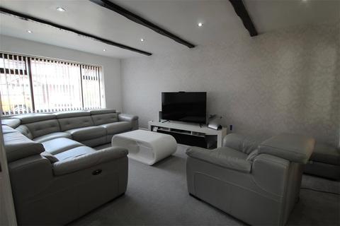 83 Ampleforth Drive, Stafford, ST17 4TR