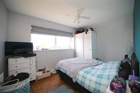 16 Burnside, Telford, TF3 1SS