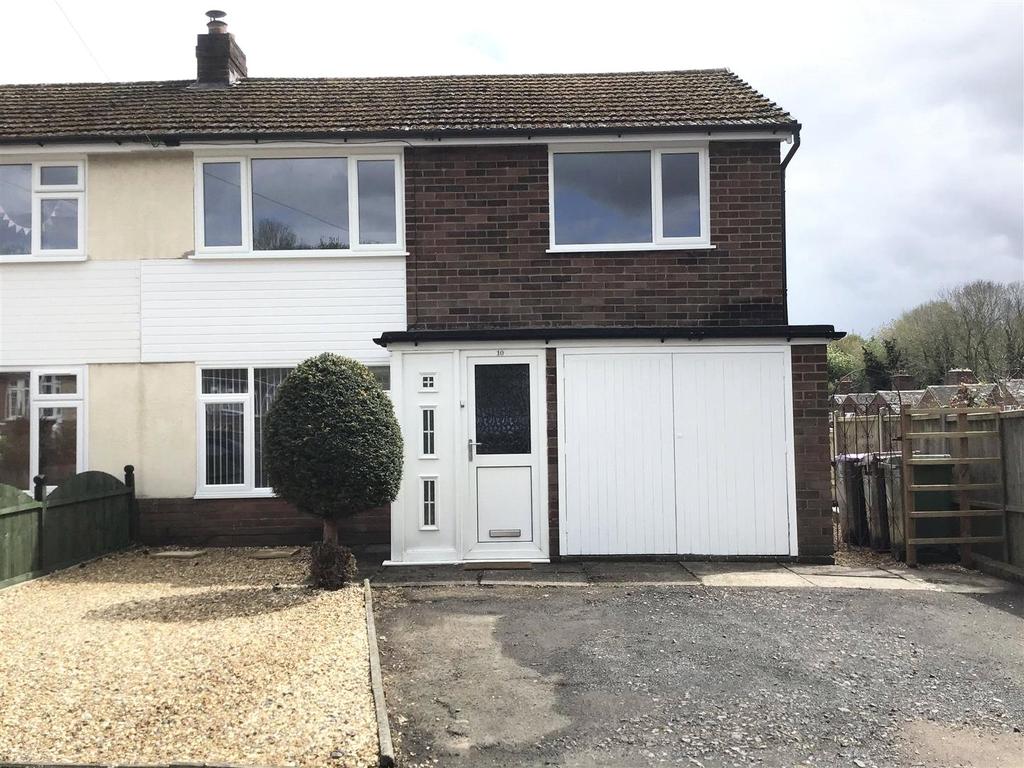Bostock Crescent, Telford... 3 bed semidetached house £164,500