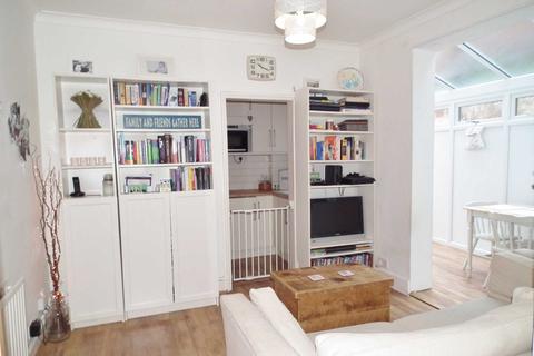 82 Albemarle Gardens, New Malden, KT3 5BD