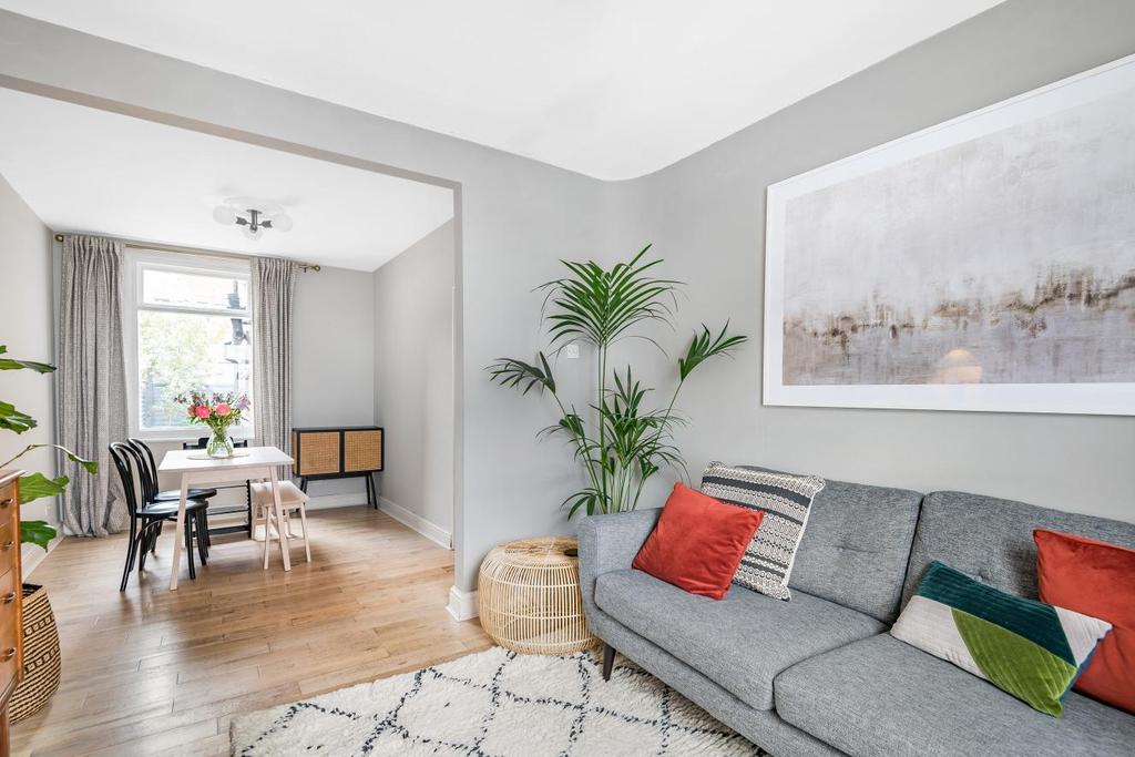 Besley Street, Streatham 3 bed terraced house £550,000