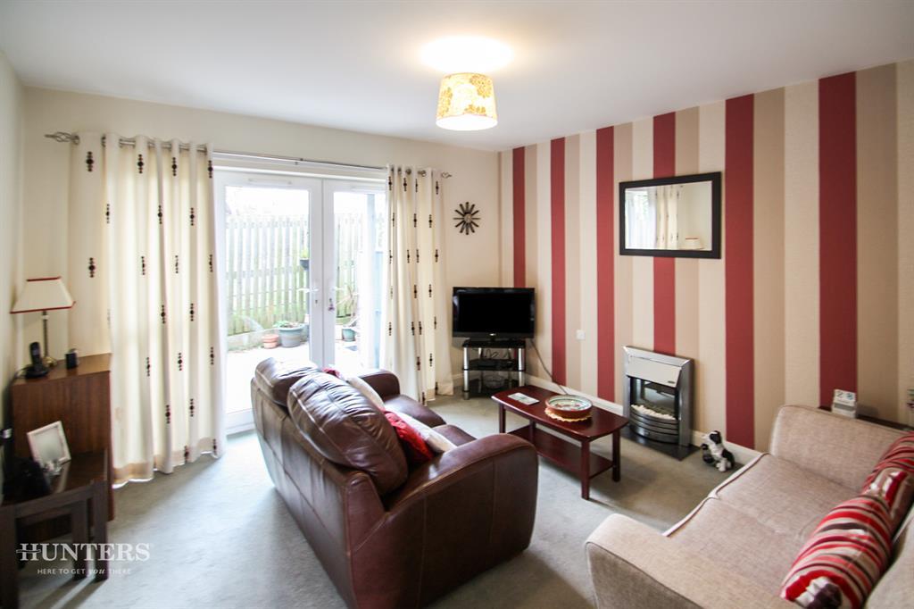 Swan Avenue, Bingley, BD16 3PL 2 bed flat £69,950