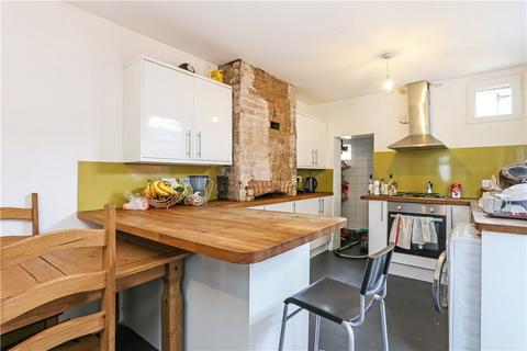 5 bedroom terraced house to rent, Louise Road, London, E15