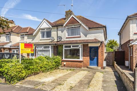 8 Richmond Road, Swindon, SN2 1LZ