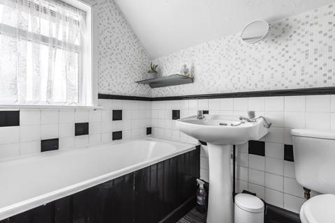 8 Richmond Road, Swindon, SN2 1LZ