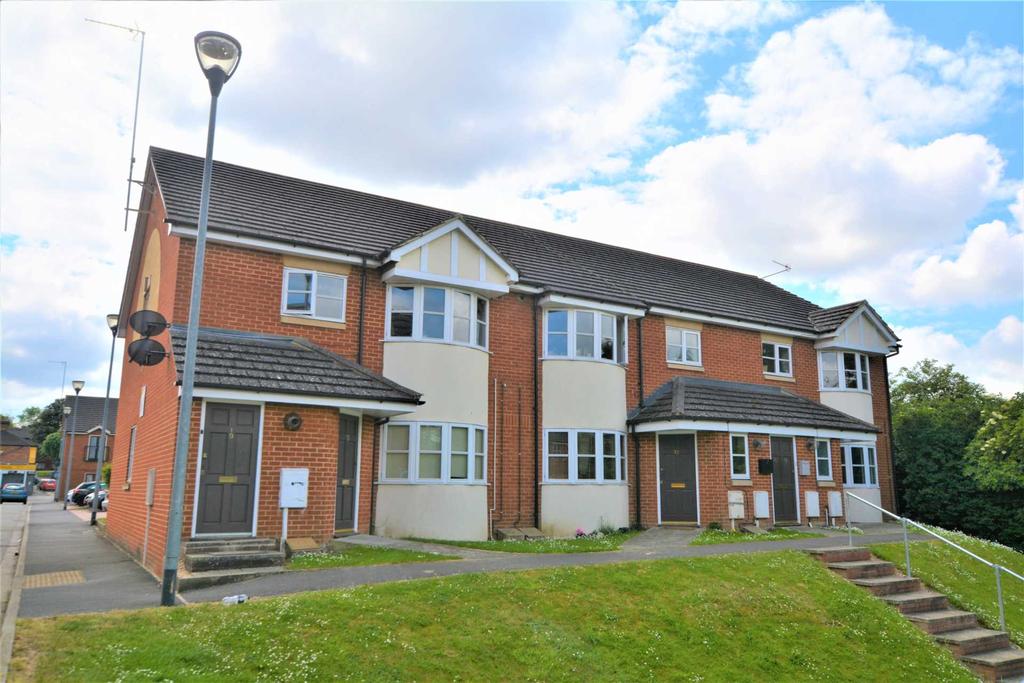 Wooton Court, New Bradwell 2 bed apartment £895 pcm (£207 pw)