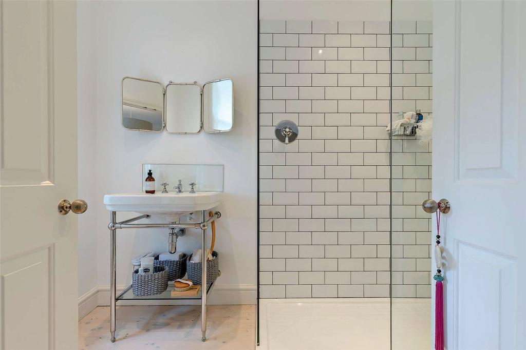 En-Suite Shower