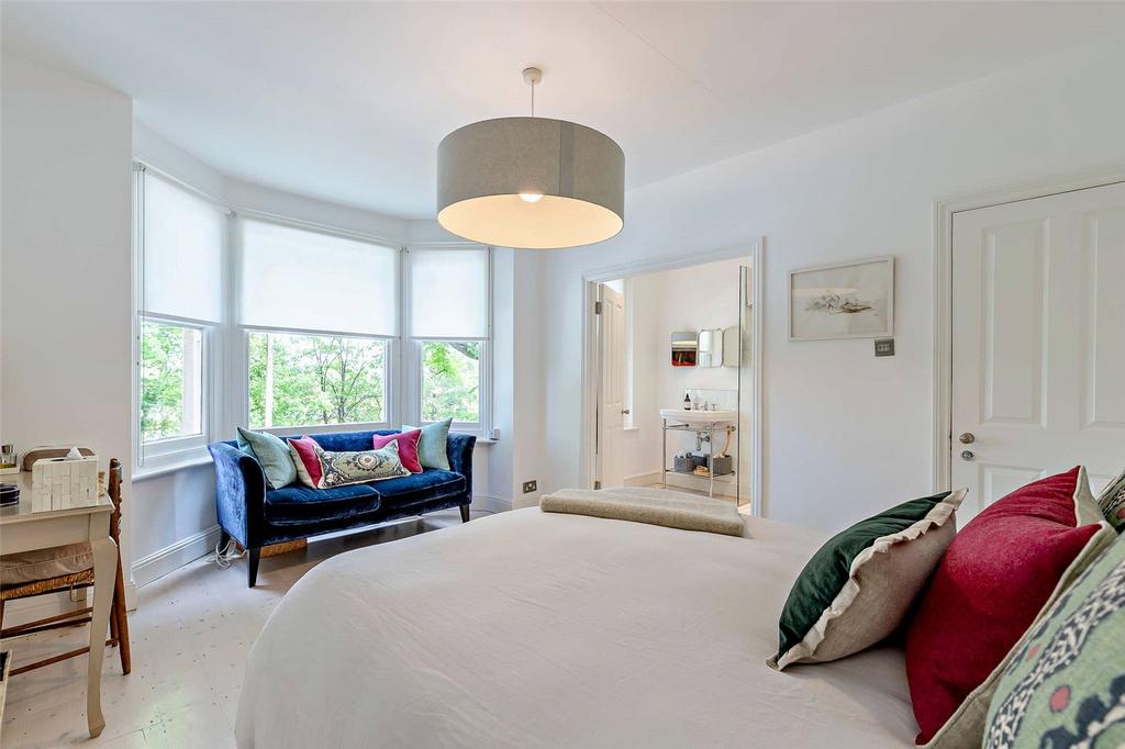 Main Bedroom