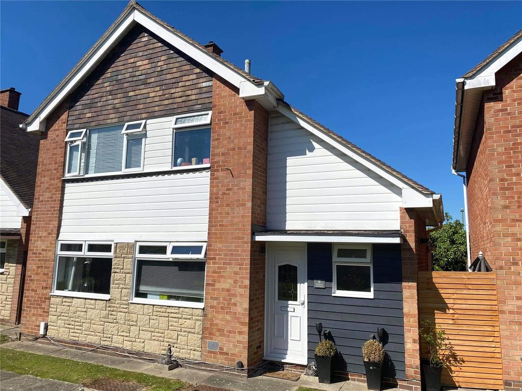 Mallard Gardens, Peel Common, Gosport, Hampshire, PO13 3 bed detached