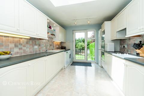 2 Asher Drive, Ascot, SL5 8LJ