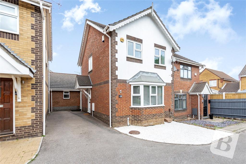 Daniel Close, Chafford Hundred... 3 bed semidetached house £400,000