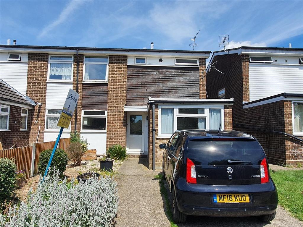 Headcorn Drive, Canterbury 4 bed semidetached house £1,500 pcm (£346 pw)